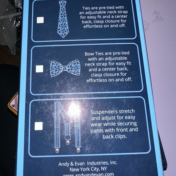 Andy & Evan Boys Holiday Tree Bow Tie (Clip-On) - Picture 3 of 4